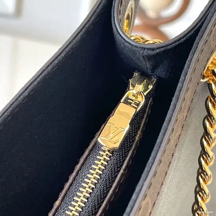 Fashionreps 2411YA0180 LV Bags 0508